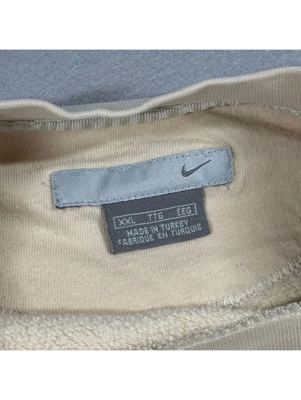 Nike Crewneck Sweatshirt XXL Tan Cream Embroidered Swoosh Mens Turkey